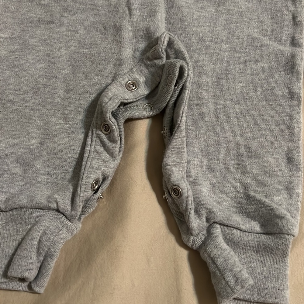 Ralph Lauren 6month onesie - Picture 3 of 5